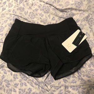 Lululemon Mind Over Miles Short Blk Sz 4